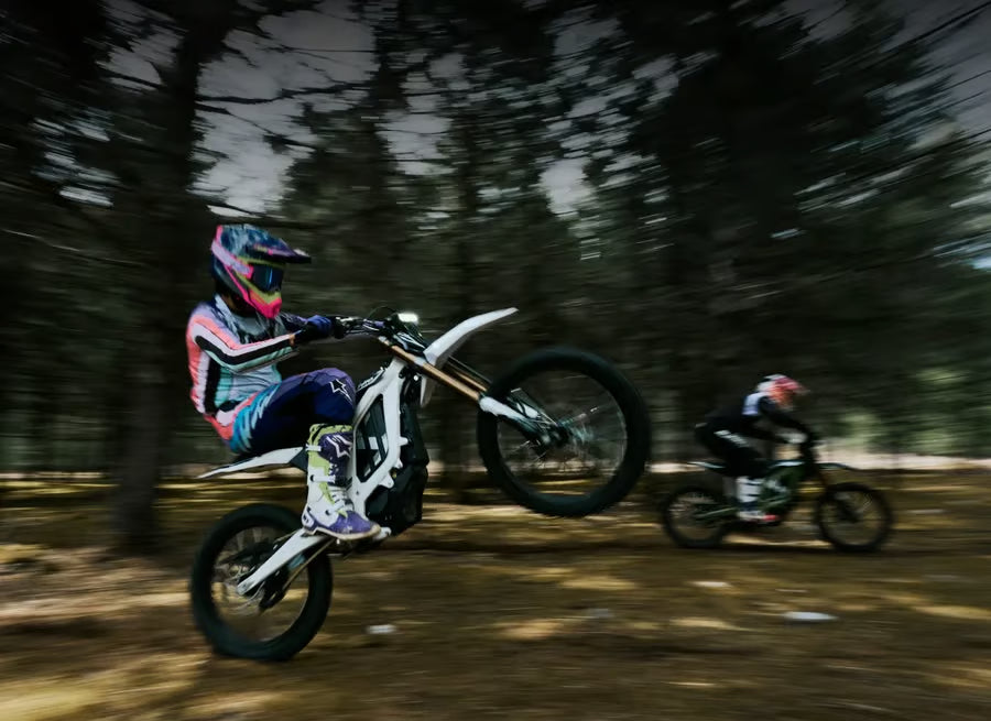 2026 Sur-Ron Light Bee 2 24kW Electric Dirt Bike | ELECTRIC DIRT BIKE