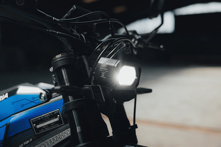 TALARIA STING R L1E ROAD LEGAL electric moped, detail shot