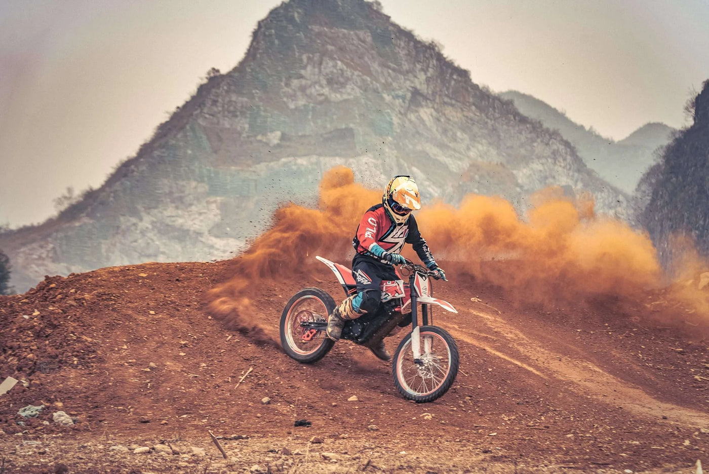 RFN RS Road (L1e) Road-Legal | ELECTRIC MOTORBIKE