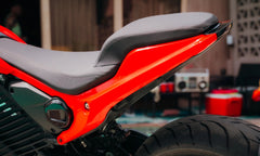 LIVEWIRE S2 ALPINISTA electric motorcycle, Quasar Red, detail shot