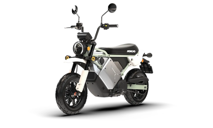 LiveWire S4 Honcho Street in Green, front three-quarter view showing the round headlight and indicators