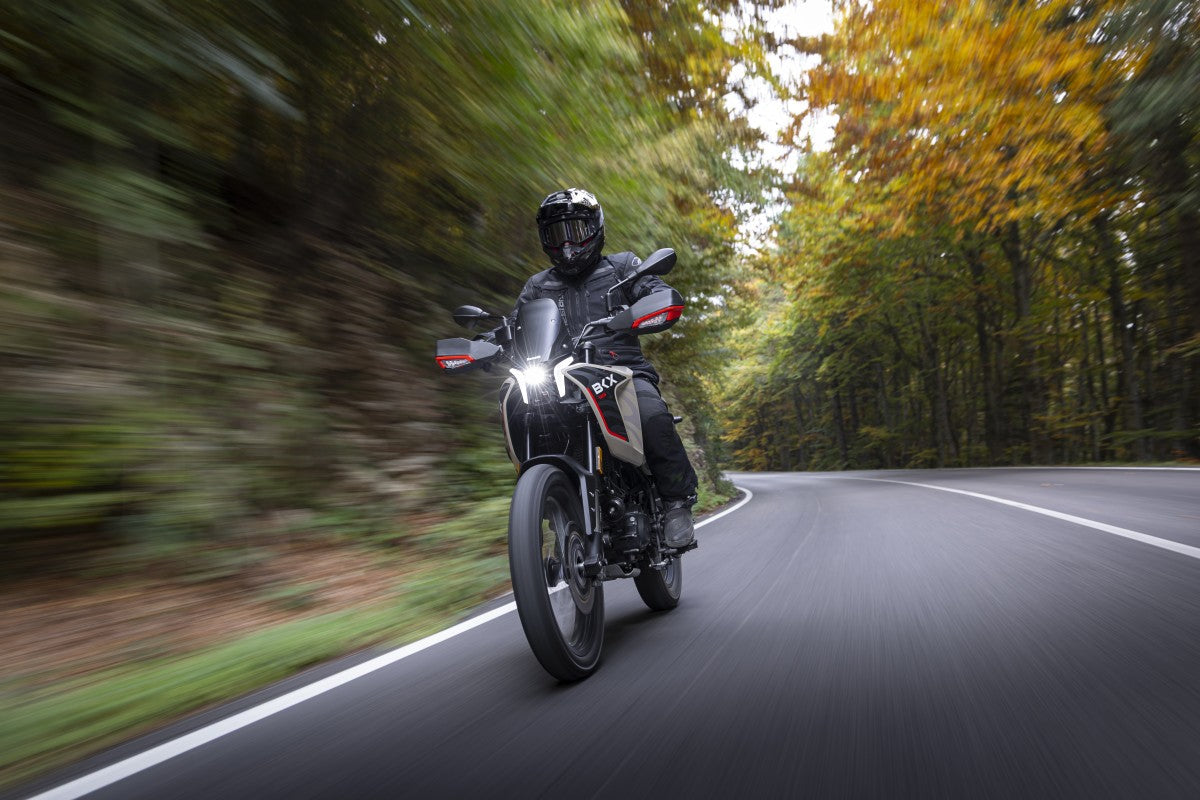 Benelli BKX 125 | 2026