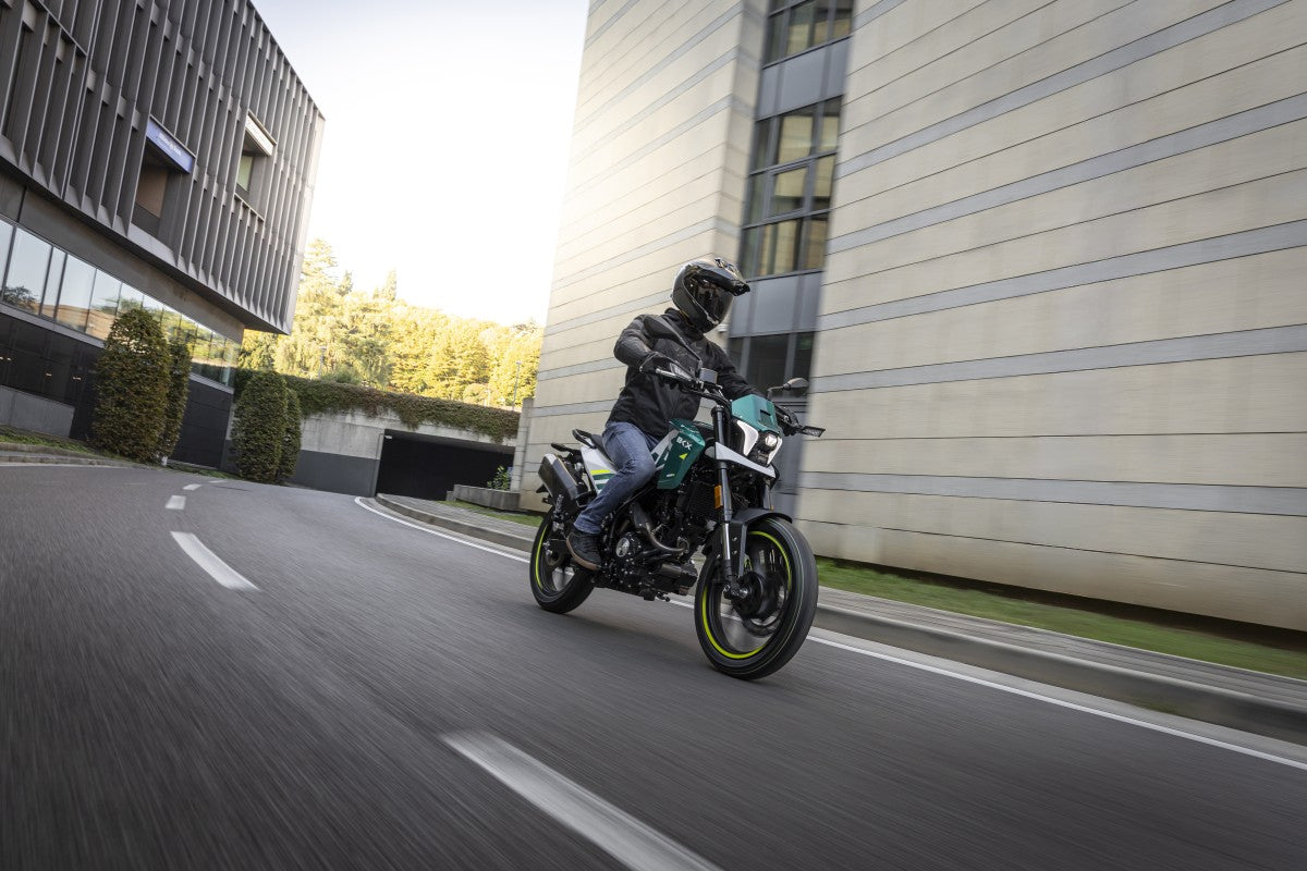 Benelli BKX 125 S | 2026