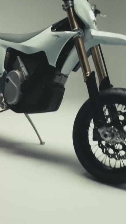 2026 STARK VARG SM 80HP - WHITE - 180 Miles | ELECTRIC MOTORBIKE