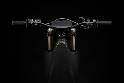 Stark VARG SM SKÖLL handlebar and controls - official studio detail